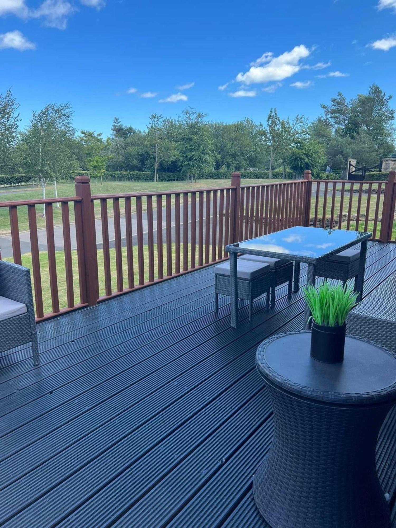 The Lodge At Haggerston Castle Beal Екстериор снимка
